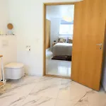 Spacious Family In Villa